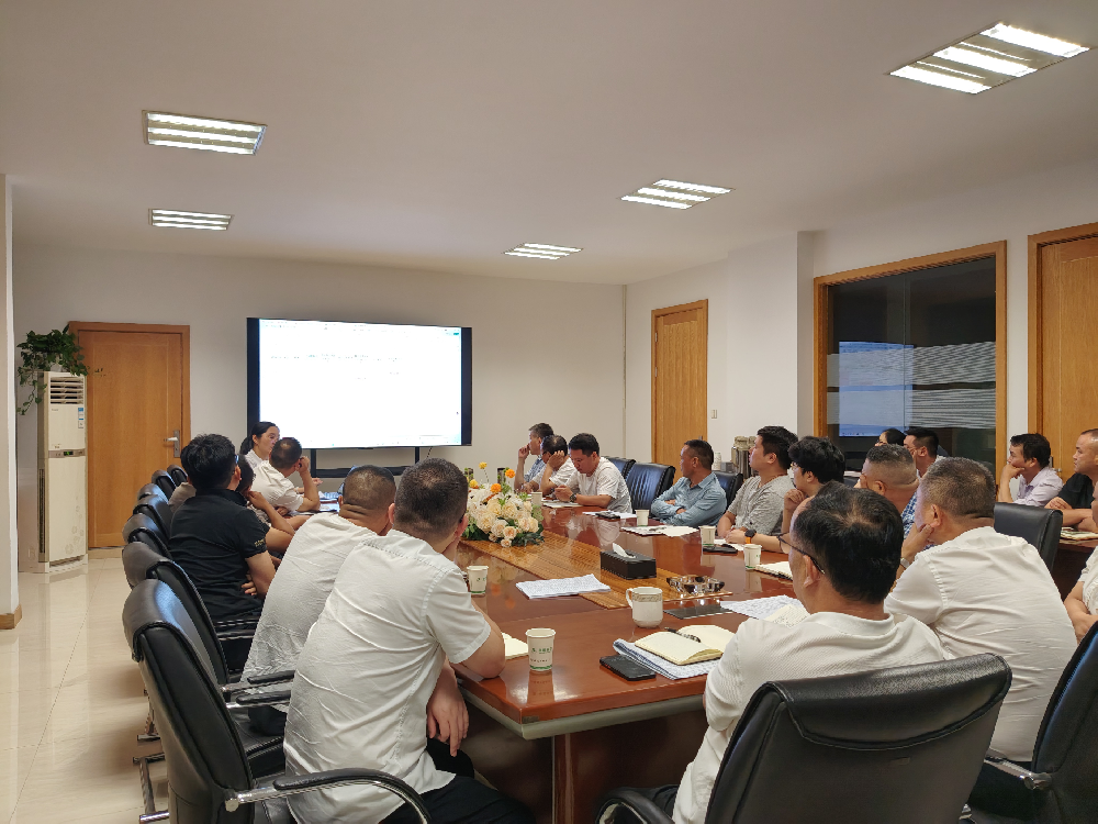 筑牢安全防线 精控项目成本|金鹭装饰组织开展安全培训暨项目成本复盘会